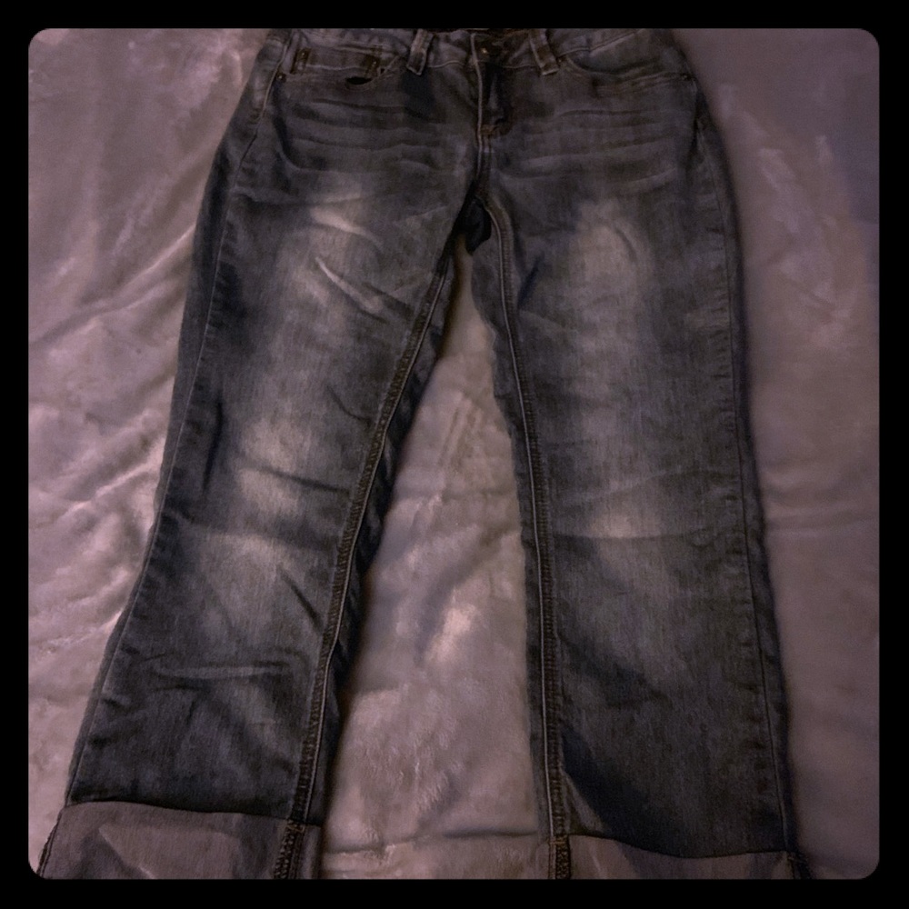 Indigo Rein capri pants.